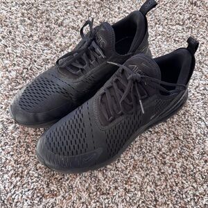 Nike Men’s Airmax 270 Black Running Shoes